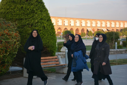 همایش پیاده روی با شعار( پیادروی مداوم) جهت پرسنل وهمکاران بیمارستان خورشید برگزار گردید 